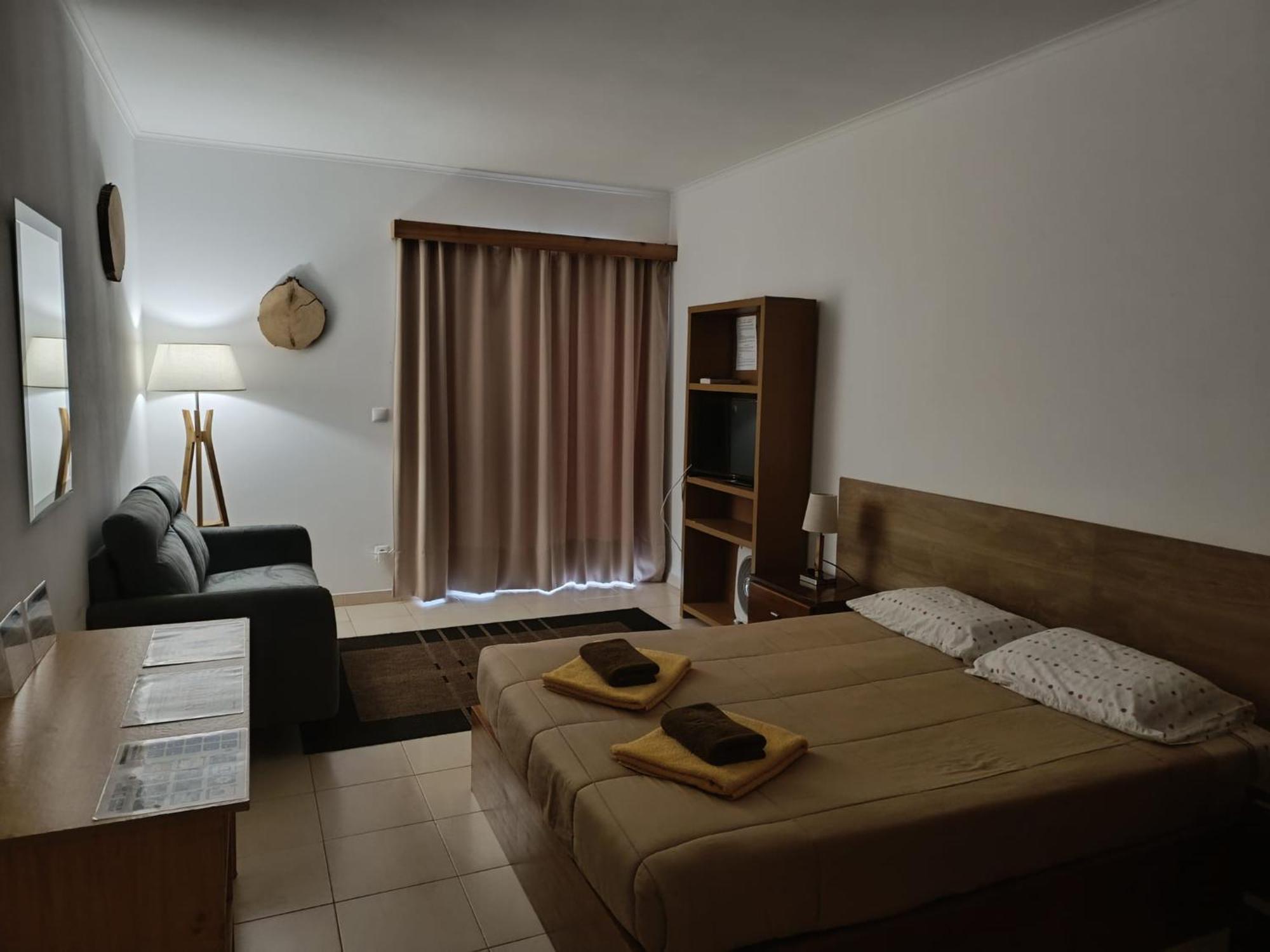 Azores Garden House - Private Suites & Apartments - Automatic Self Check-In Ponta Delgada Exteriör bild